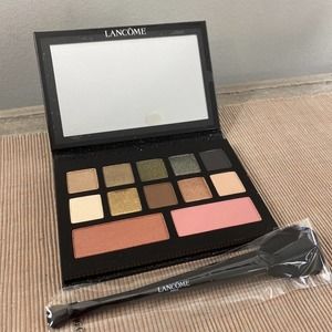 Lancome Glow Palette, 9 Eyeshadows, 2 Blushes with Dual Ended Brush